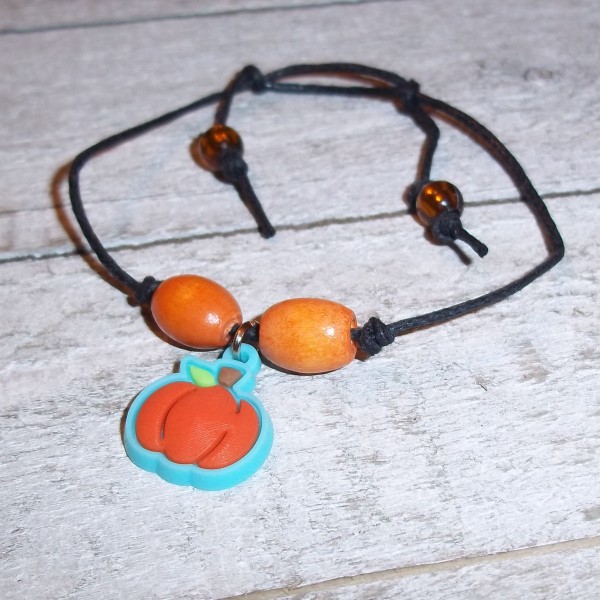 Childs Fall Pumpkin Charm Bracelet Wooden Barrel Bead Adjustable Autumn Gift 8in Childs Fall Pumpkin Charm Bracelet Wooden Barrel Bead Adjustable Autumn Gift 8in