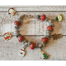Festive Merry Christmas Holiday Theme Charm Bracelet